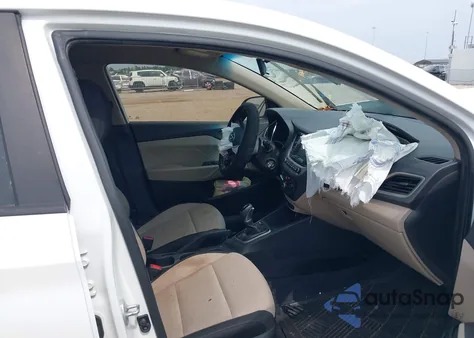 2019 Hyundai Accent Se из США, поврежденный, VIN 3KPC24A33KE044902